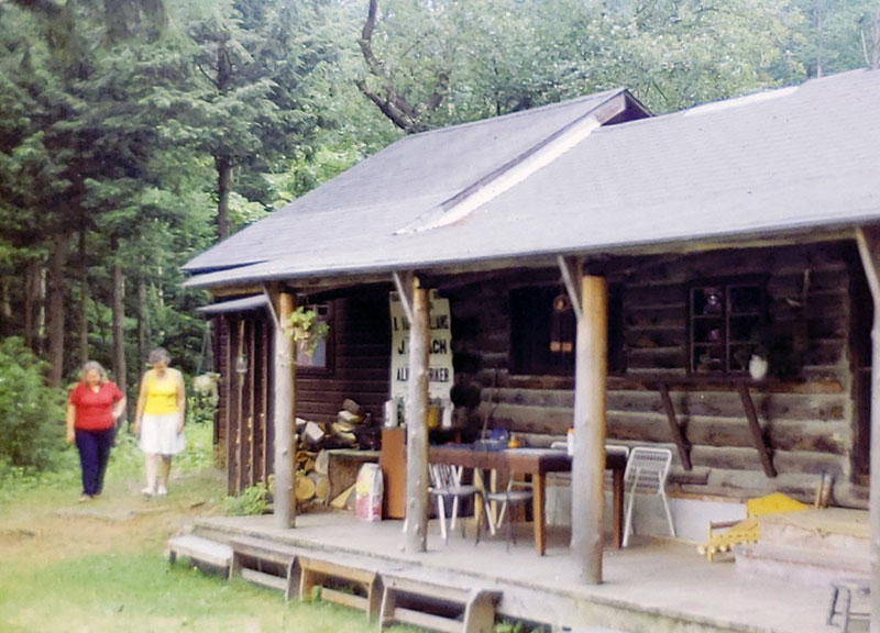 Singing Brook Farm